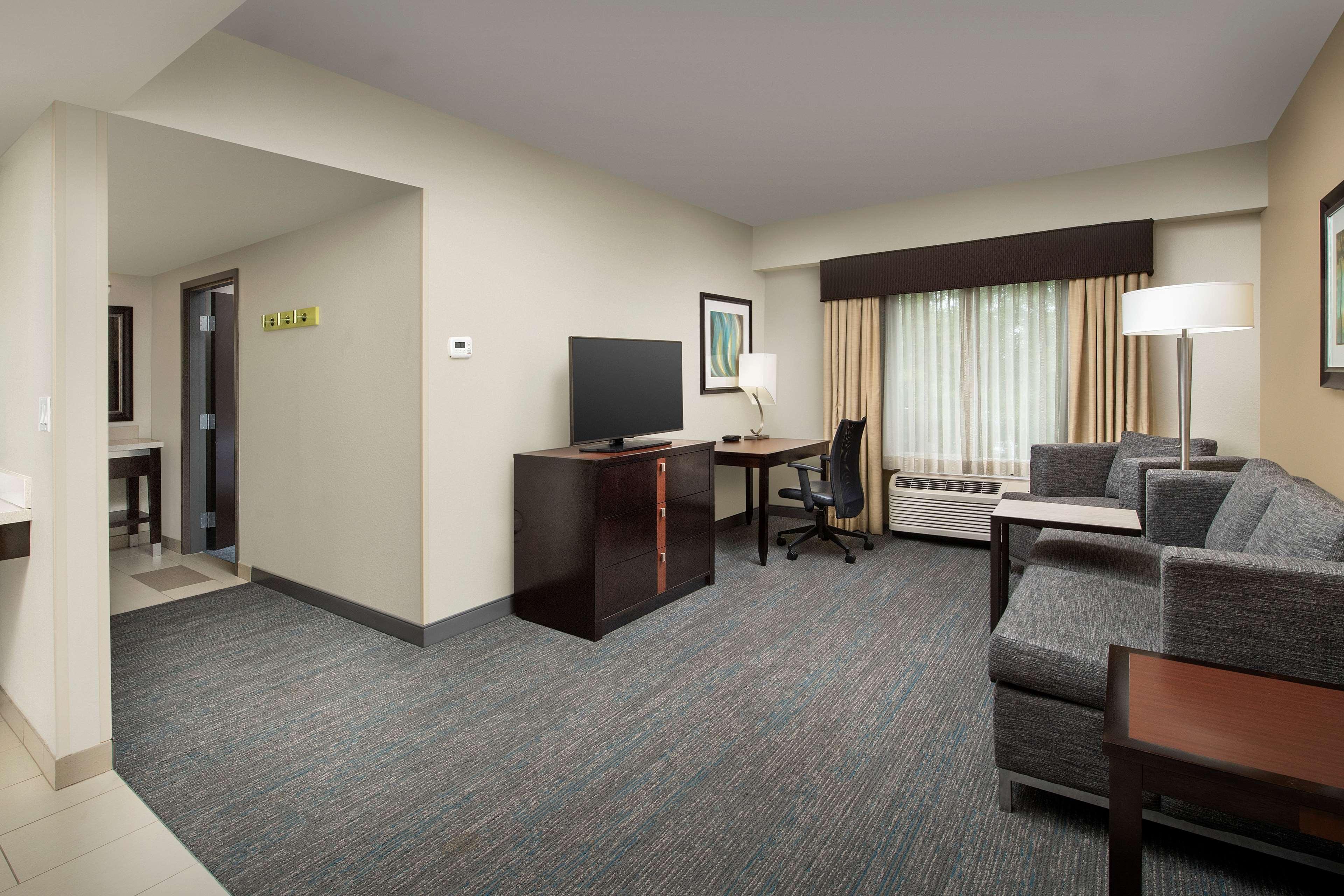 Hampton Inn & Suites Alpharetta-Windward Exterior foto